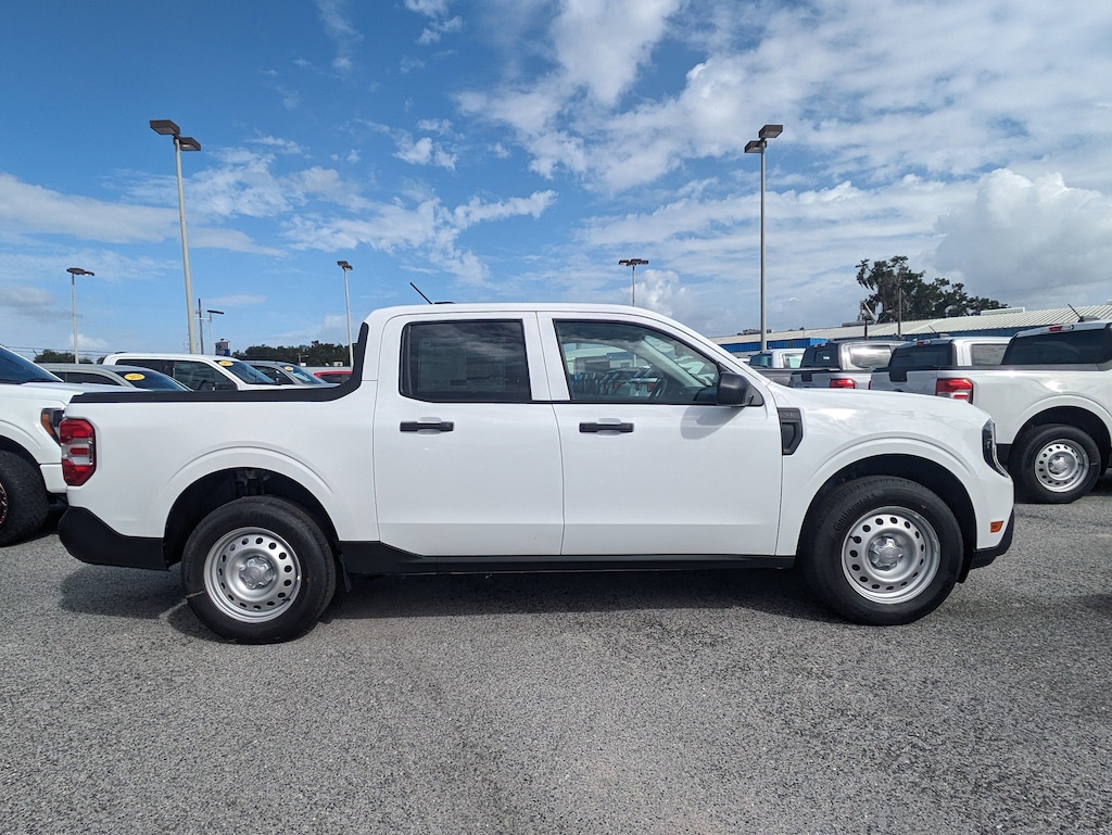 New 2025 Ford Maverick XL Truck SuperCrew