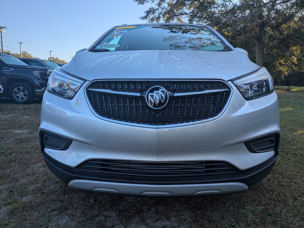 Used 2022 Buick Encore Preferred SUV