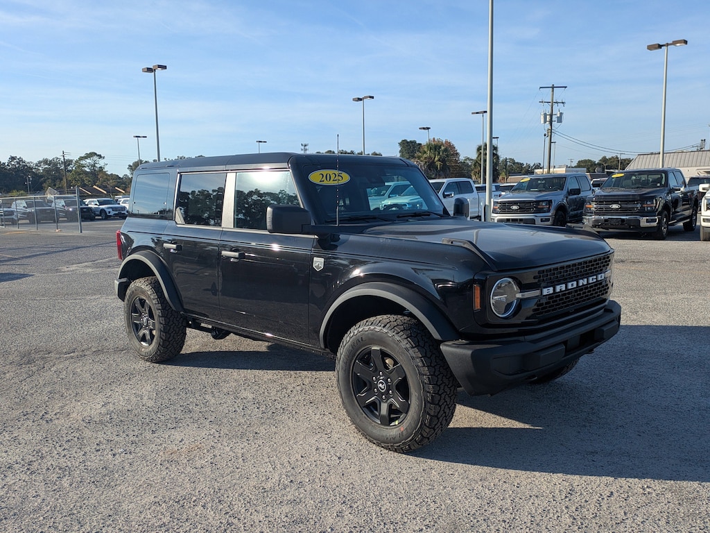 New 2025 Ford Bronco Big Bend SUV