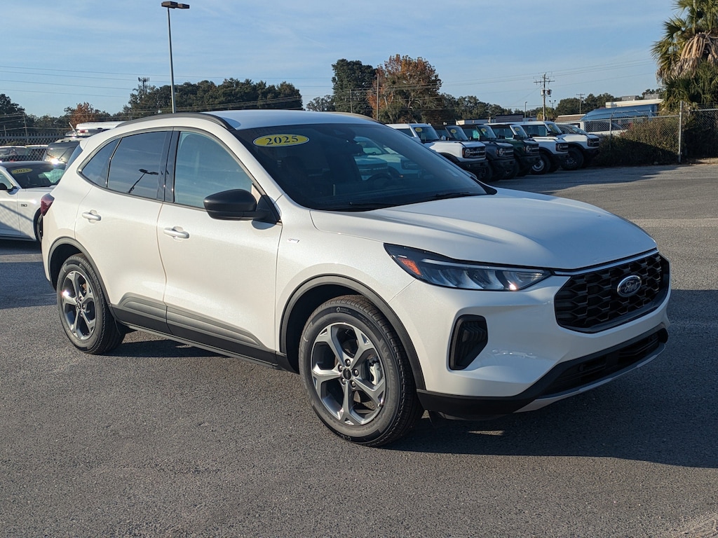 New 2025 Ford Escape ST-Line SUV