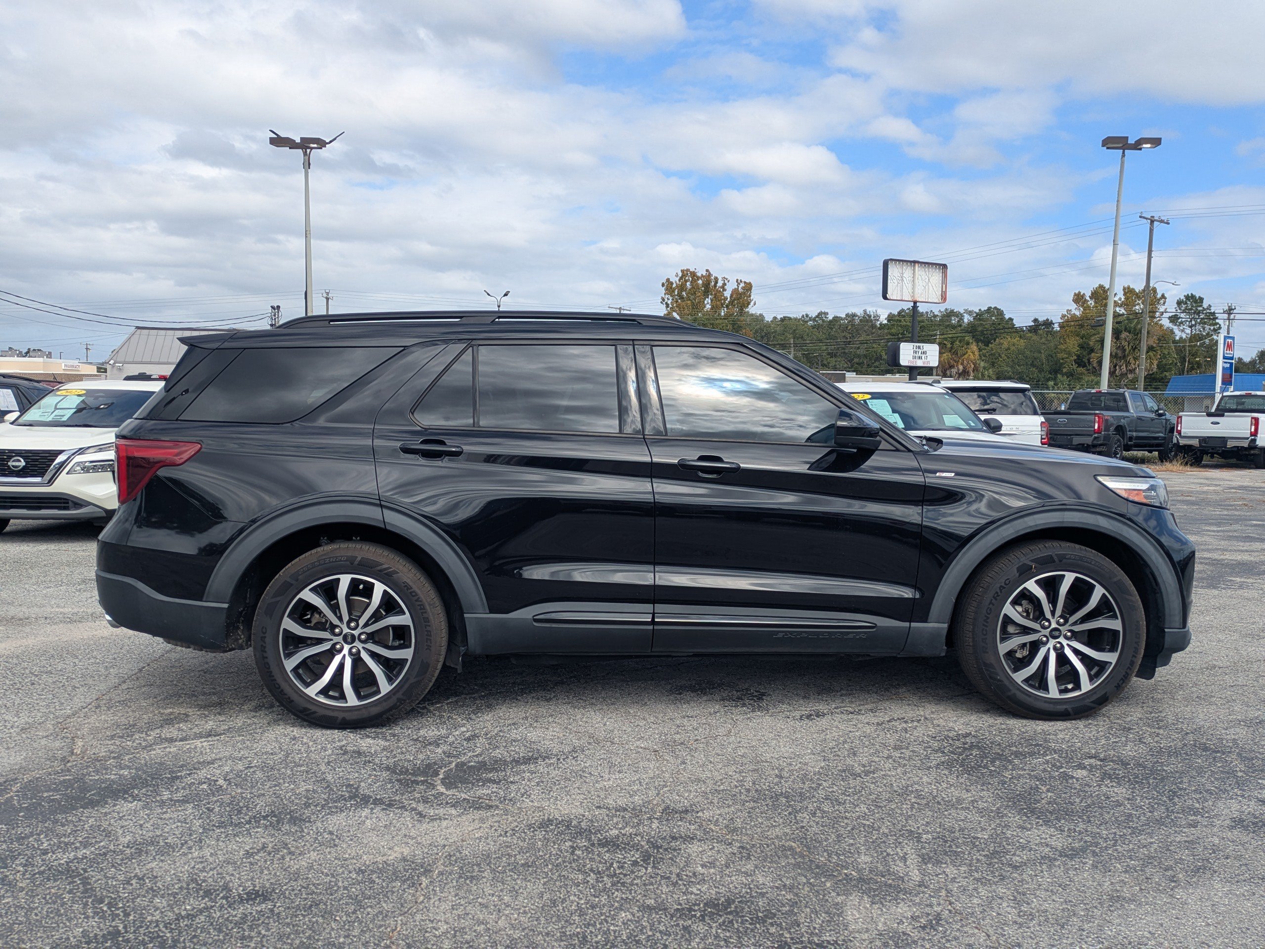 Used 2022 Ford Explorer ST-Line SUV