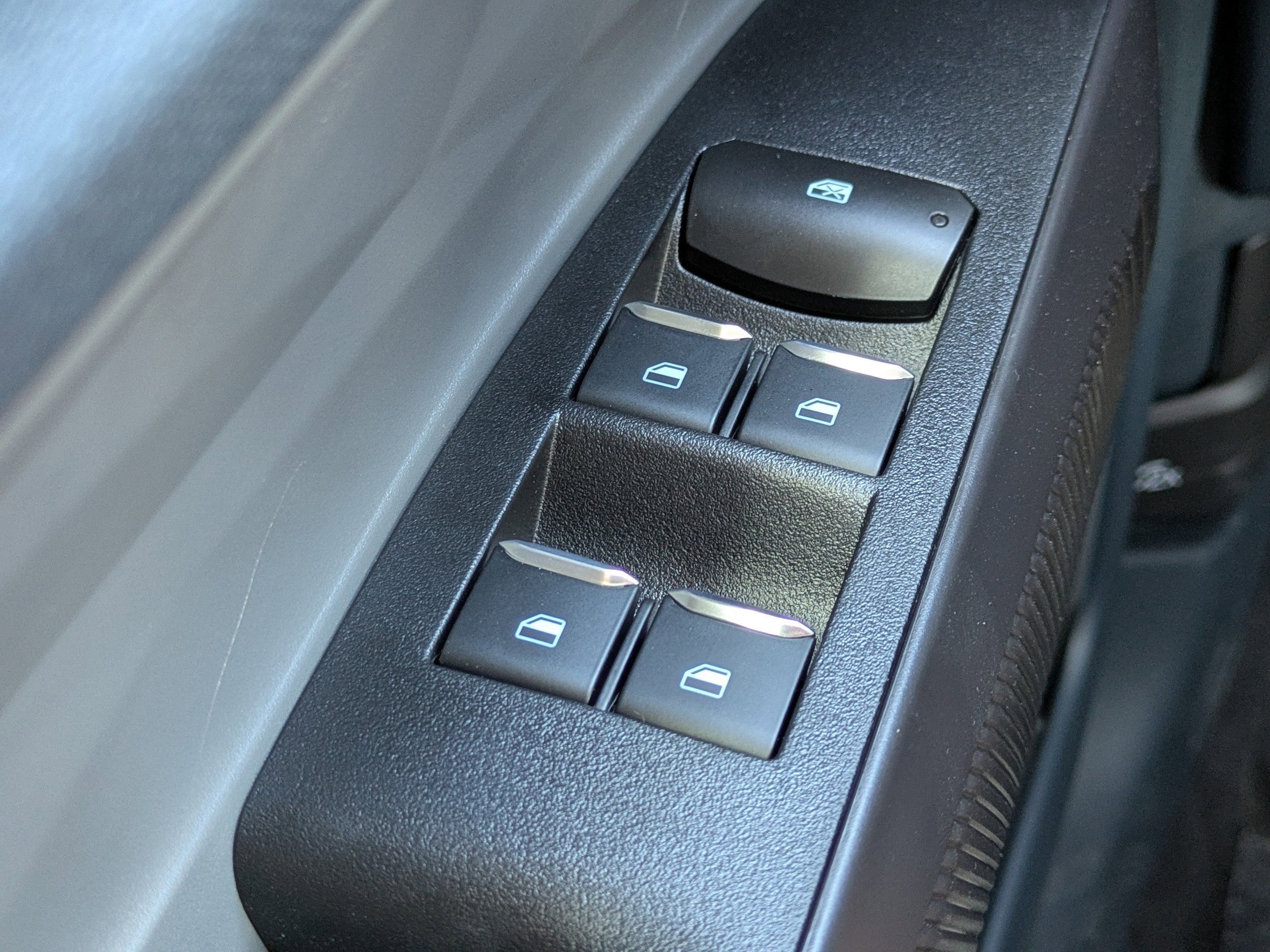 2025 Ford Maverick XL - Photo 19