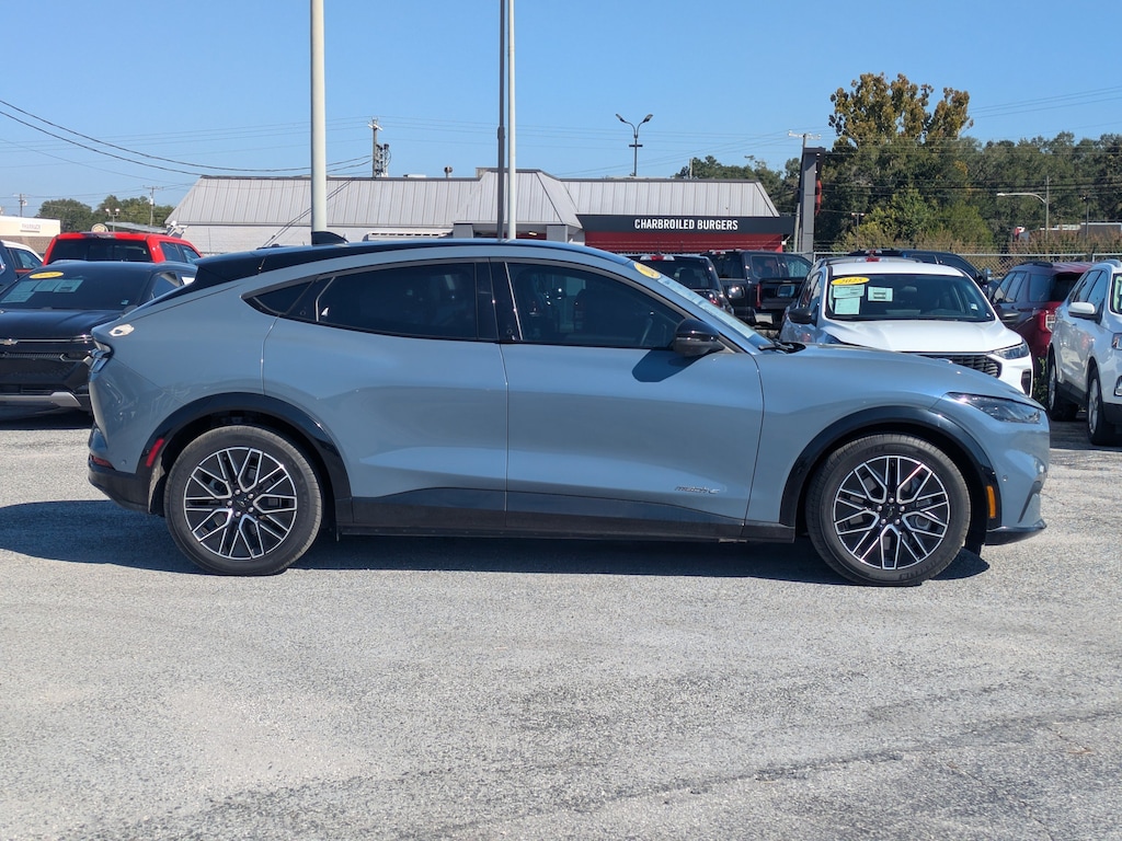 Used 2024 Ford Mustang Mach-E Premium SUV