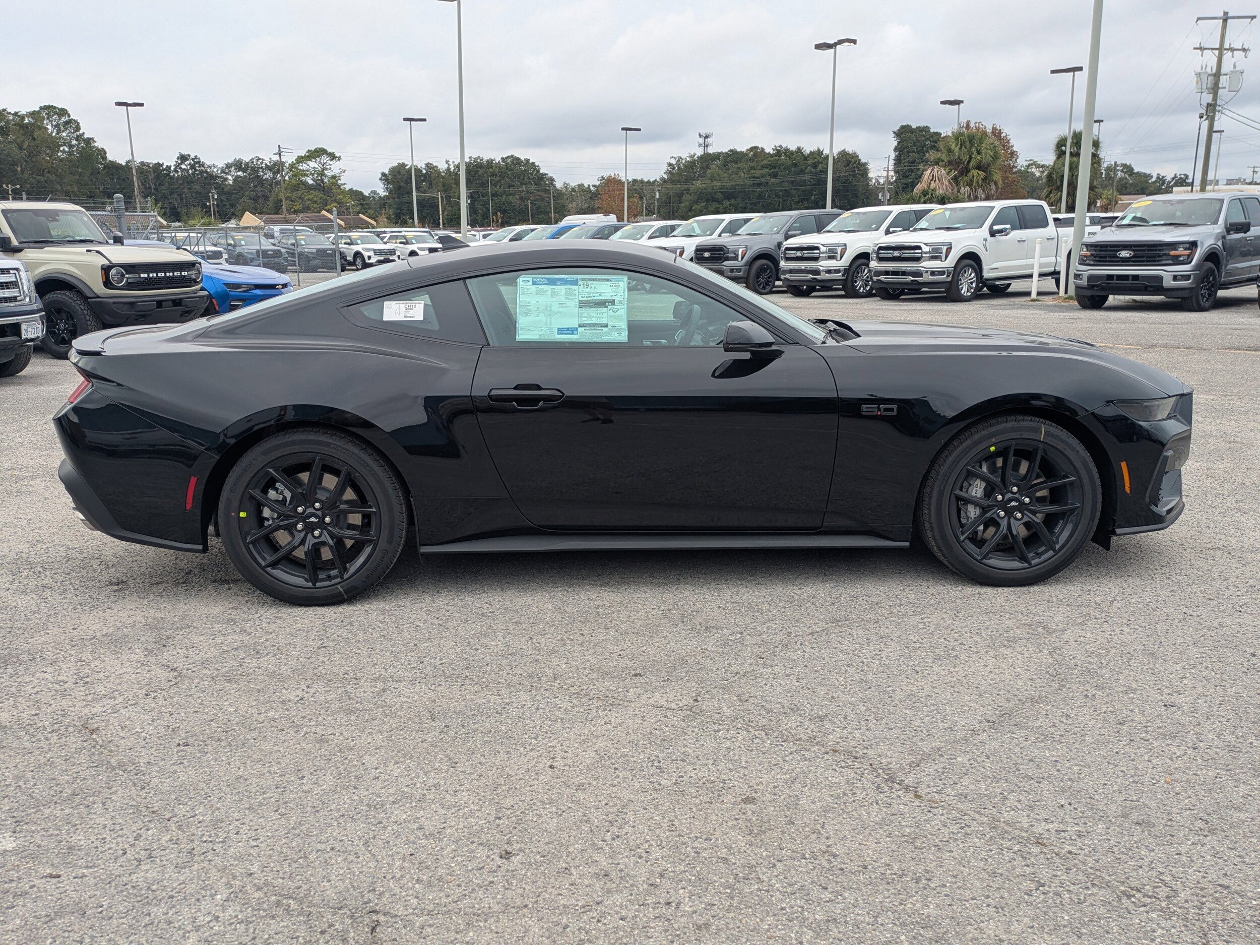 2026 Ford Mustang GT Premium photo 3