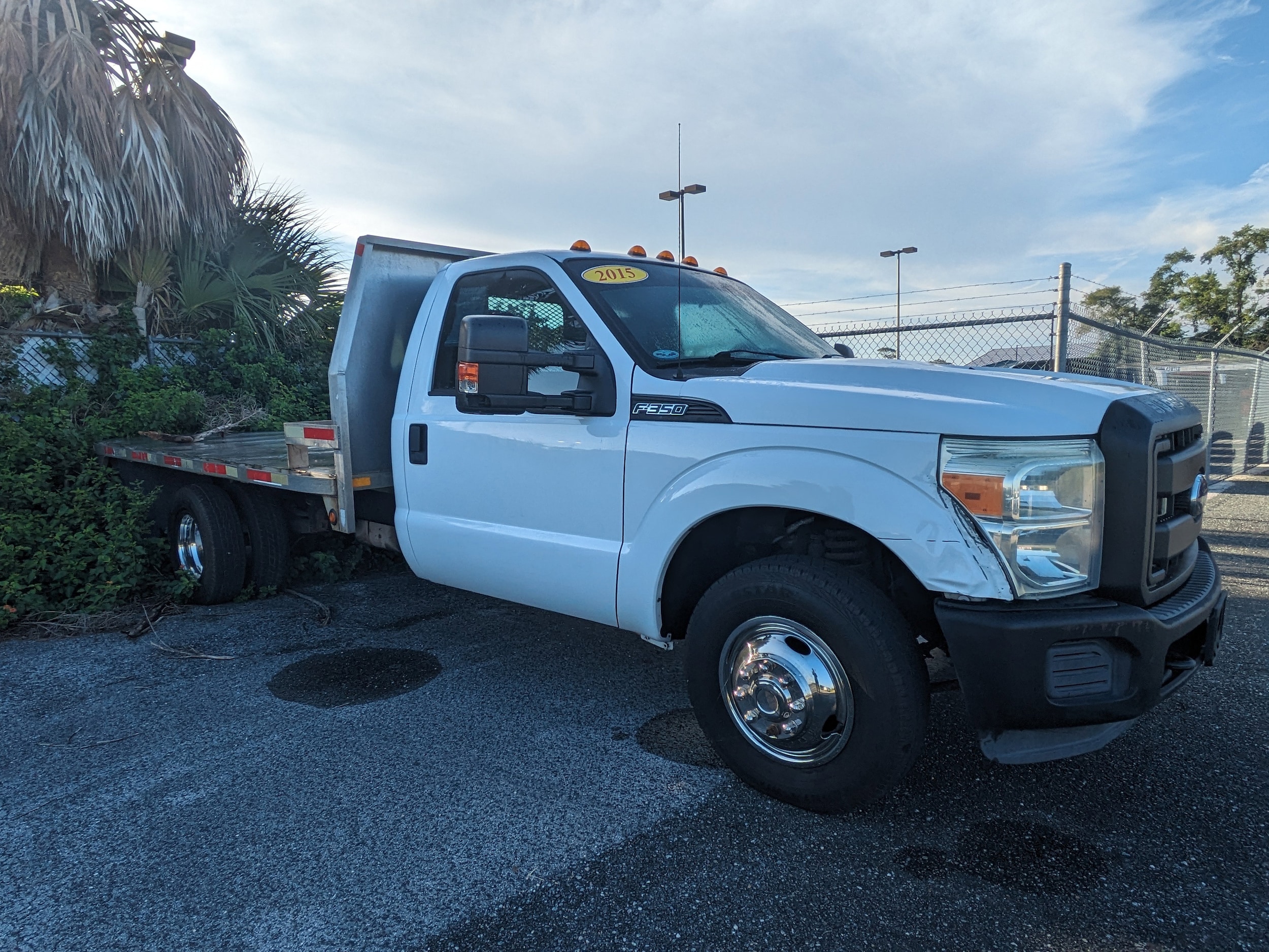 Used 2015 Ford F-350 Super Duty Chassis Cab XL with VIN 1FDRF3G65FED30919 for sale in Chiefland, FL