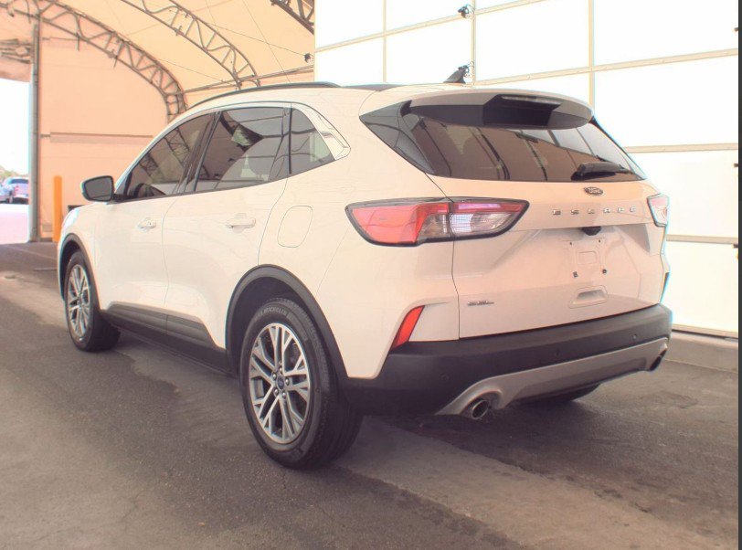 2022 Ford Escape SEL photo 4