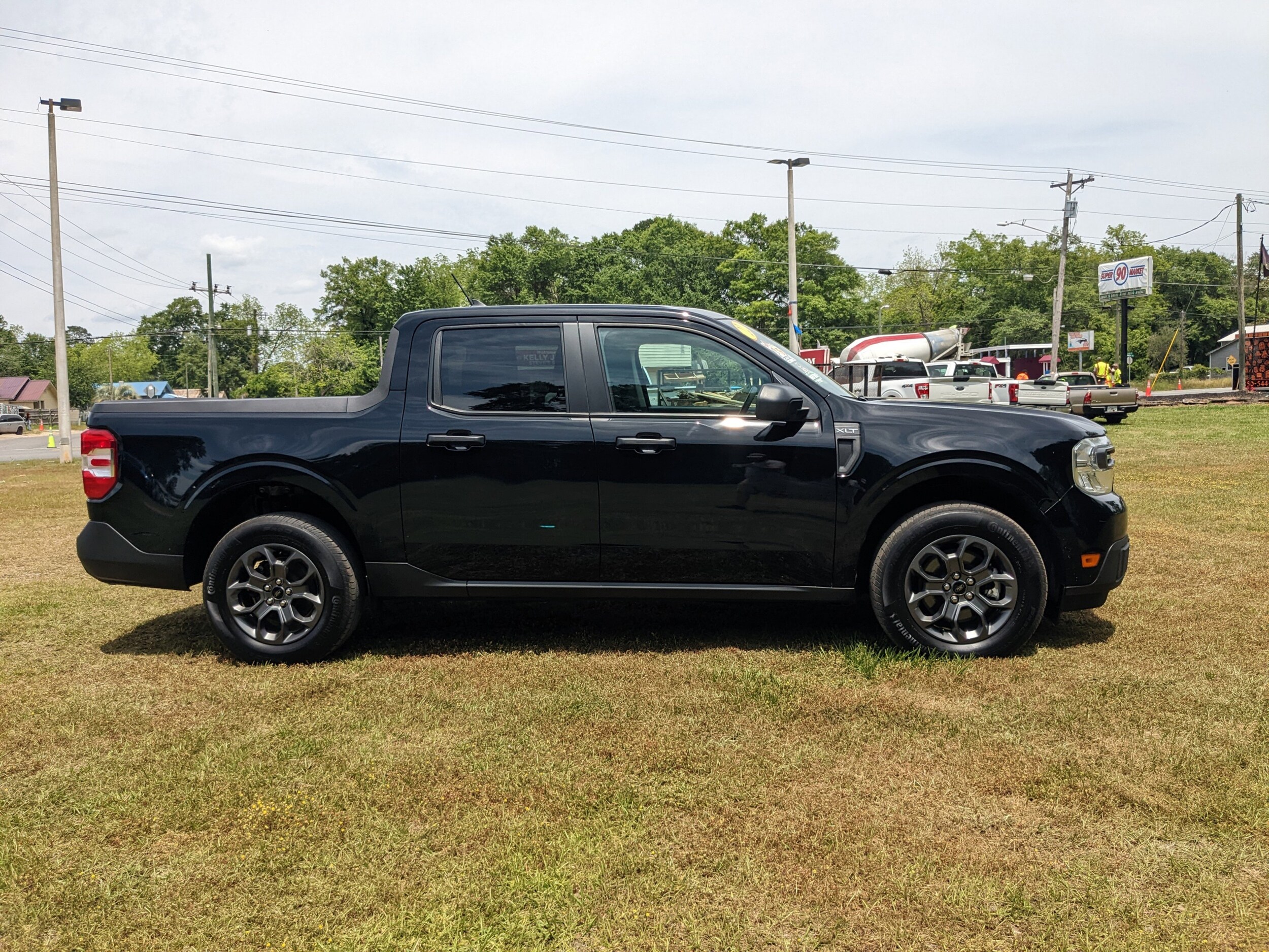 2022 Ford Maverick XLT photo 3