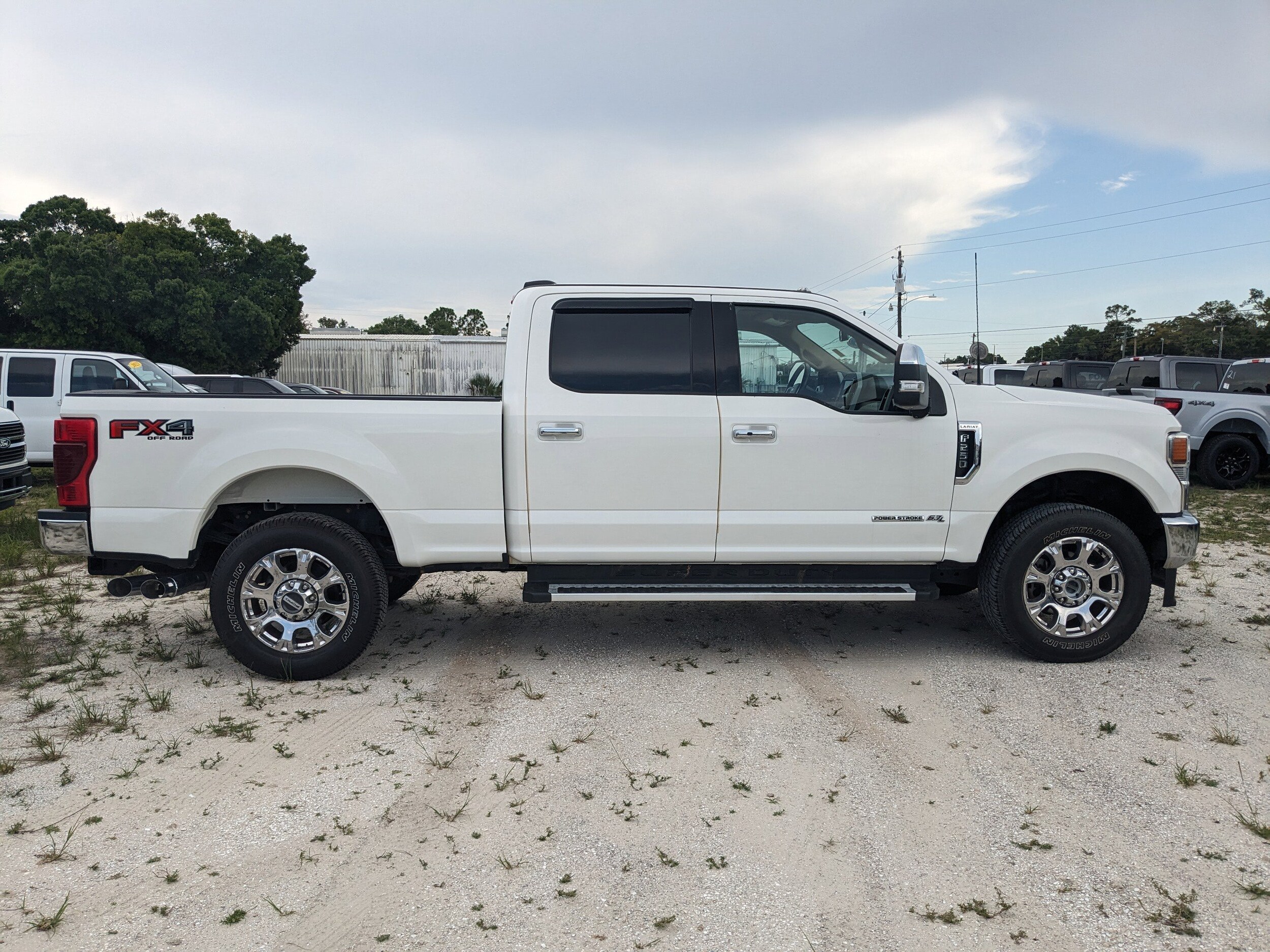 2022 Ford F-250 Lariat photo 3