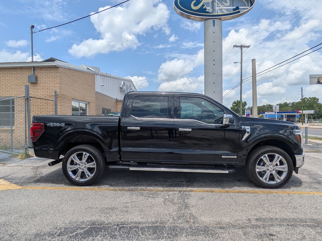 Used 2025 Ford F-150 LARIAT Truck SuperCrew Cab