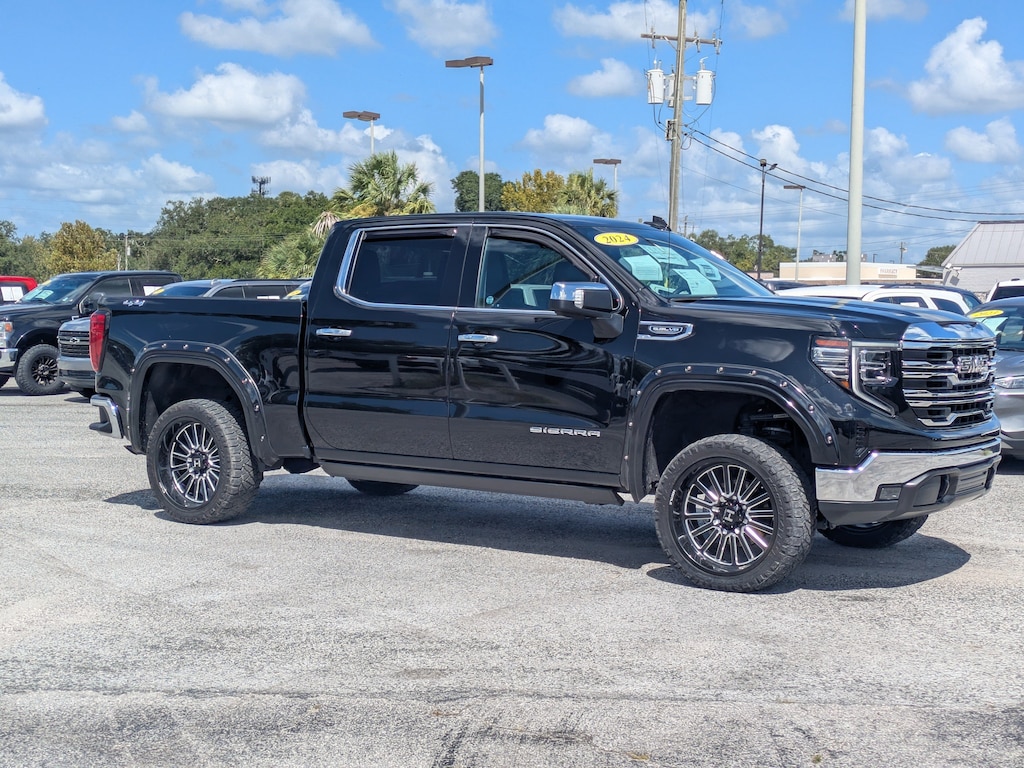 Used 2024 GMC Sierra 1500 SLT Truck Crew Cab