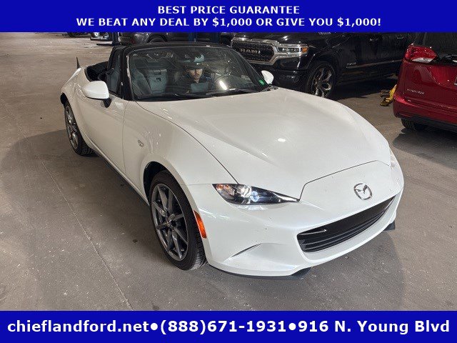 2023 Mazda MX-5 Miata Grand Touring's photo