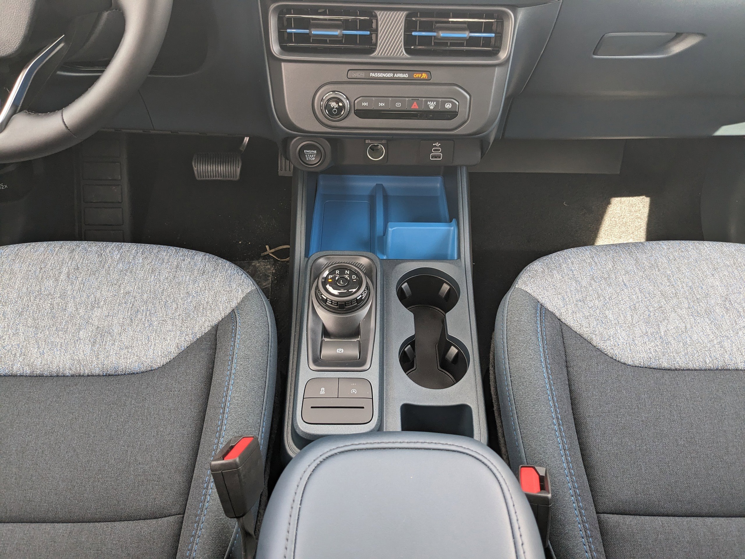 2025 Ford Maverick XLT - Photo 17