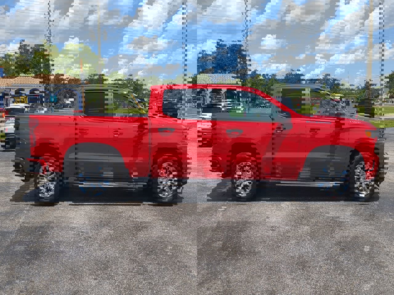 2022 Chevrolet Silverado 1500 Custom photo 3