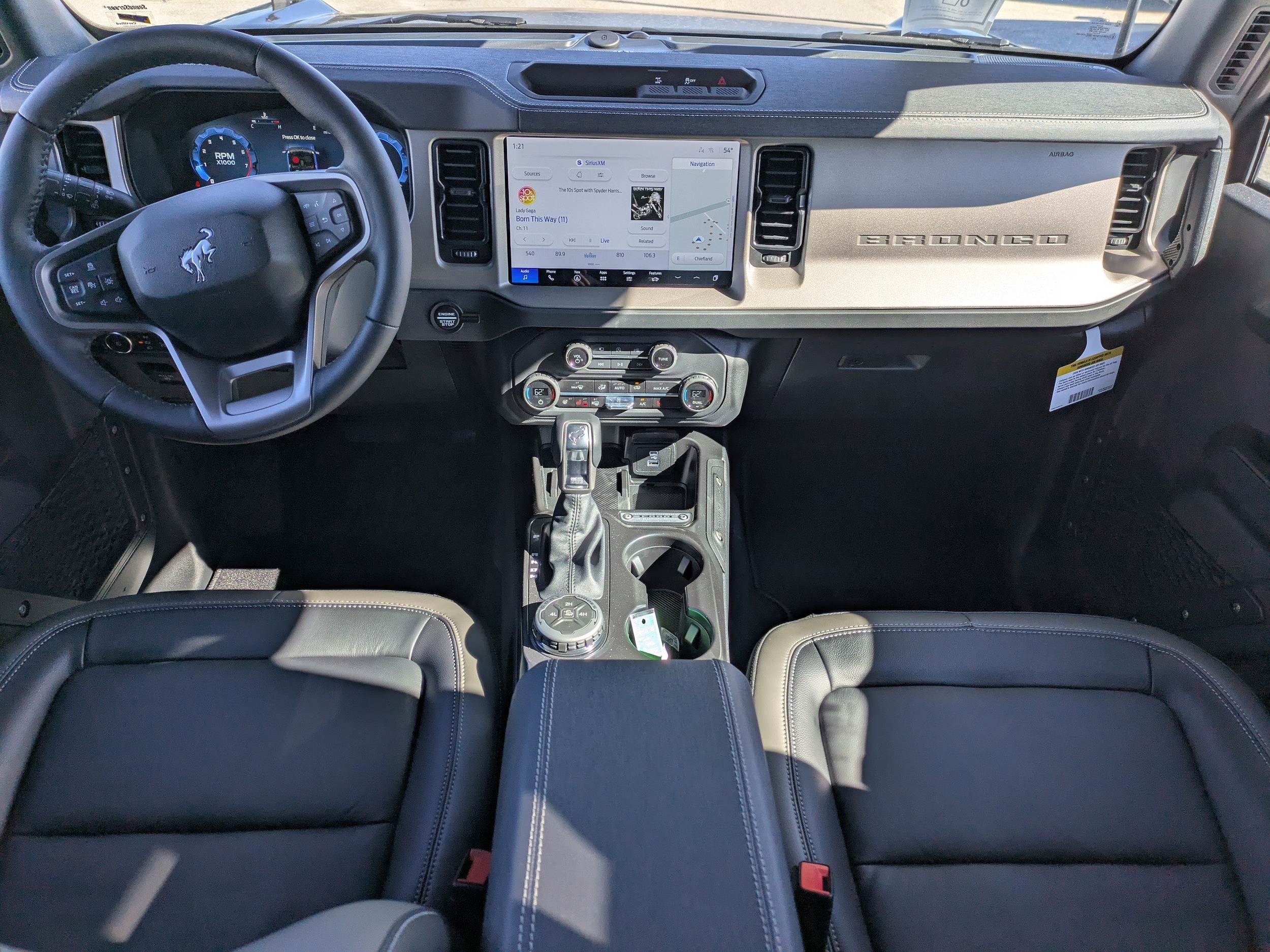 2025 Ford Bronco 4-Door Outer Banks - Photo 14
