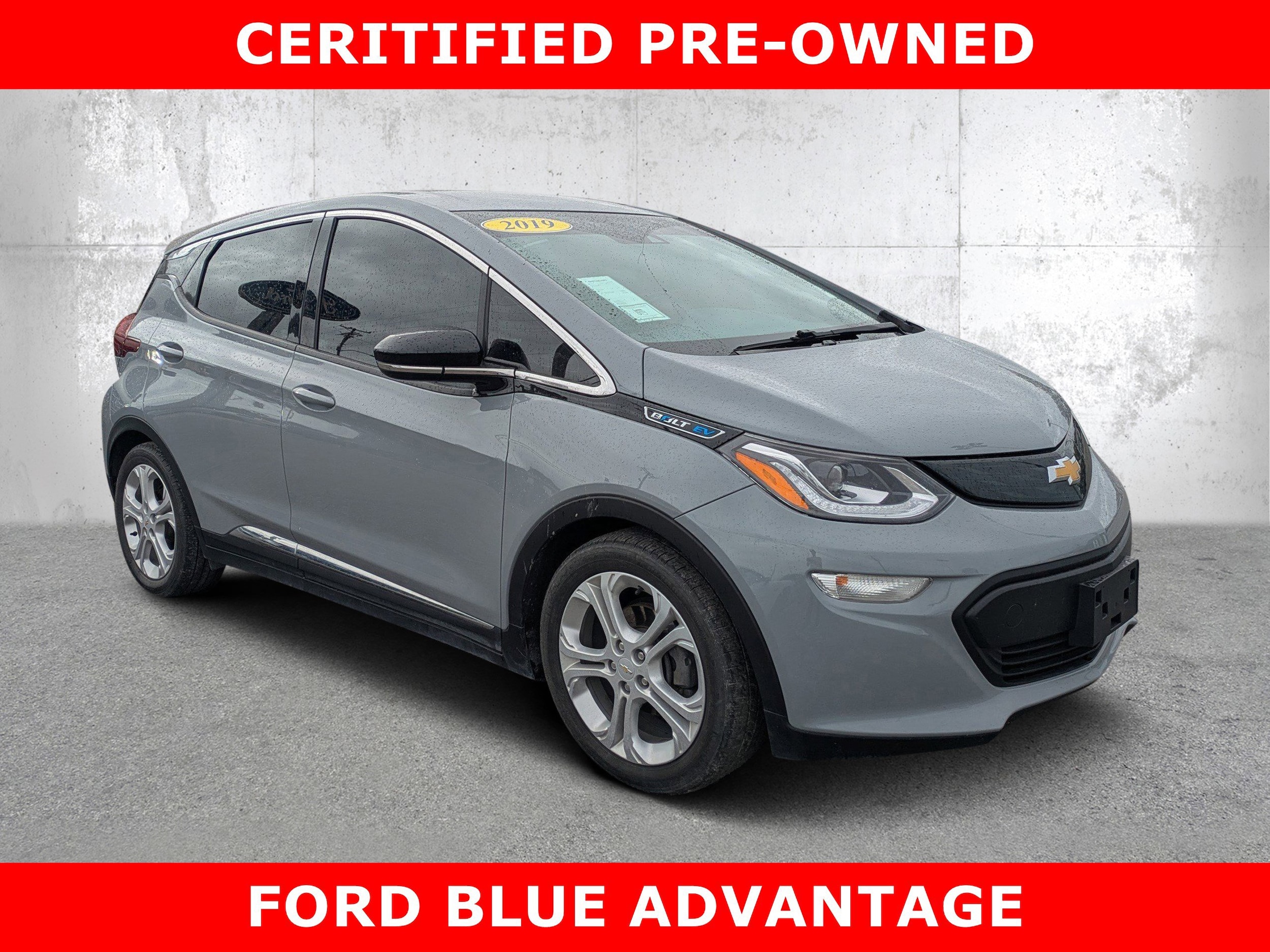 2019 Chevrolet Bolt EV LT's photo
