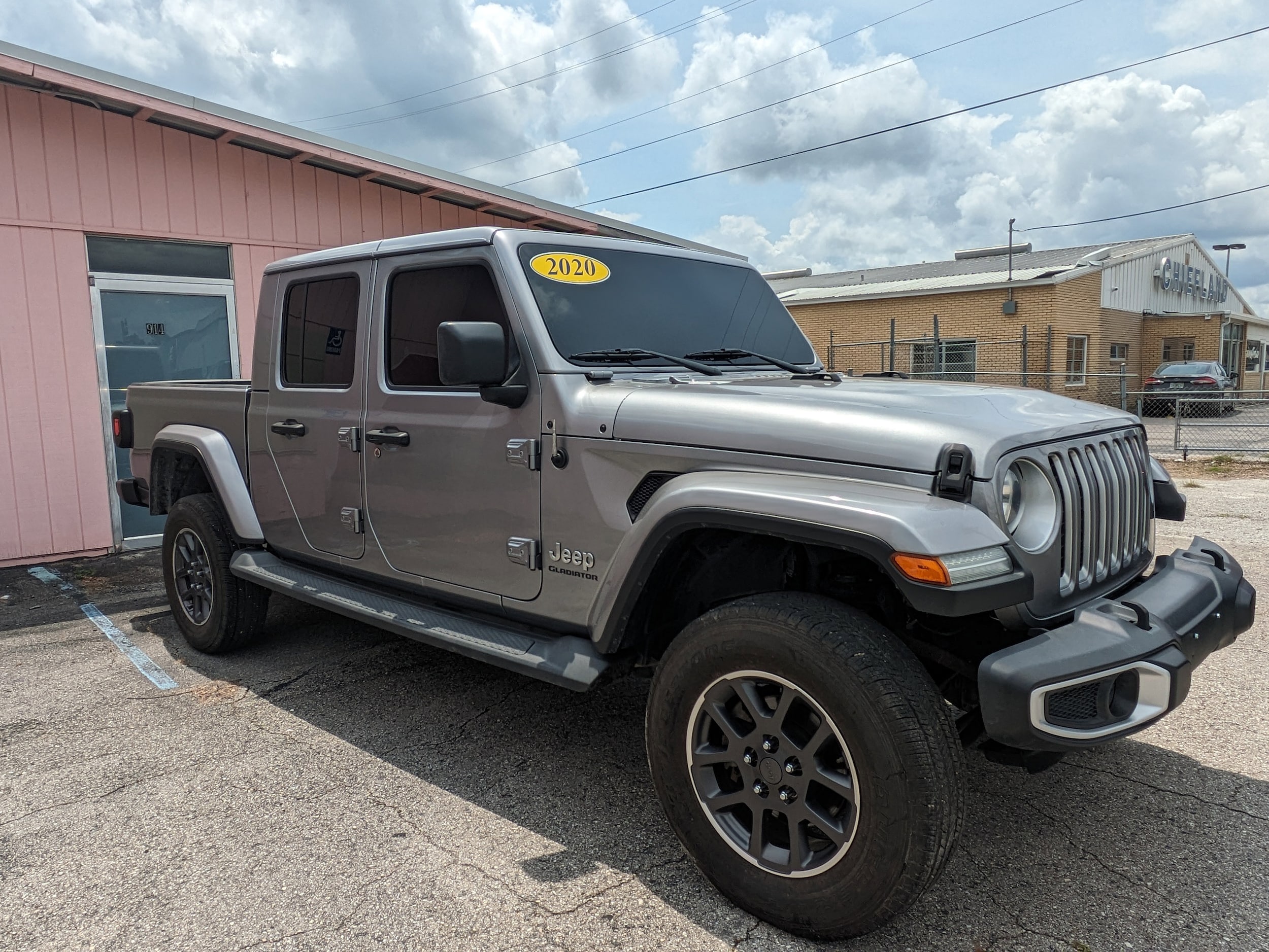 Used 2020 Jeep Gladiator Overland with VIN 1C6HJTFG0LL124057 for sale in Chiefland, FL