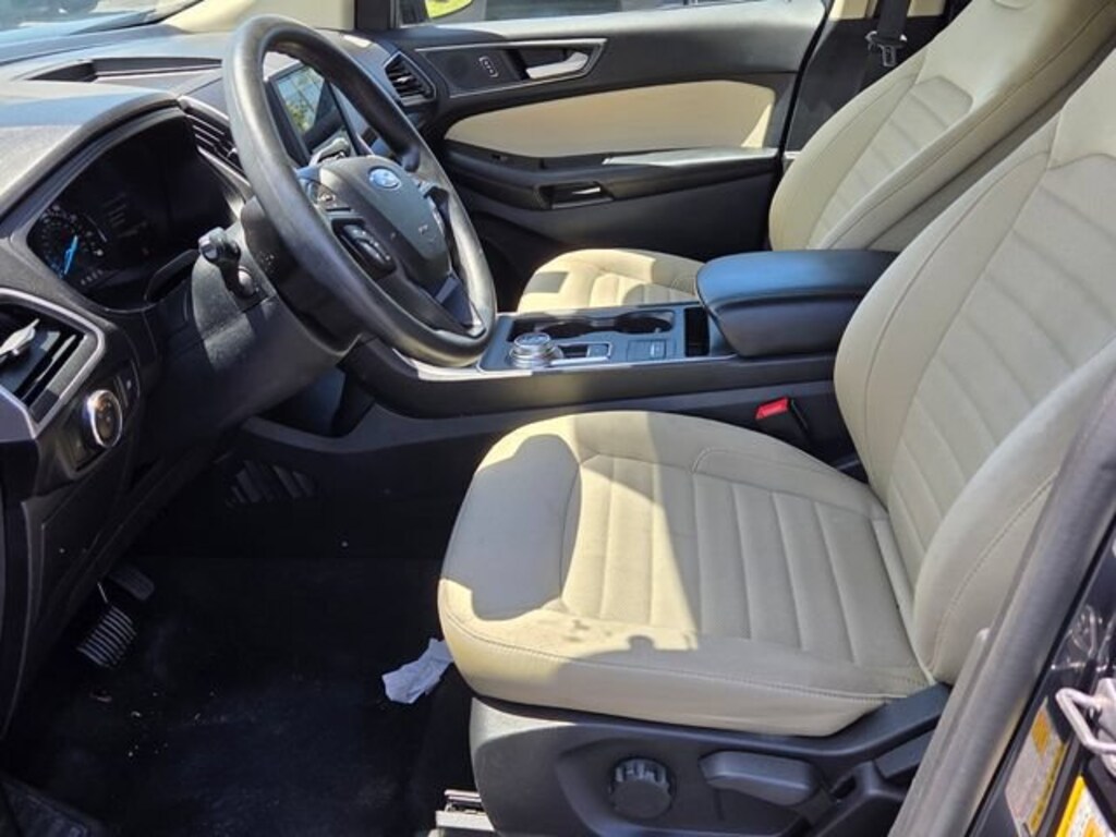 Used 2024 Ford Edge SE SUV