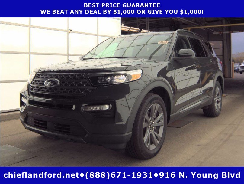 2023 Ford Explorer XLT's photo