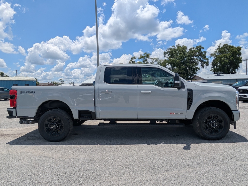 New 2026 Ford Super Duty F-250 SRW LARIAT Truck Crew Cab