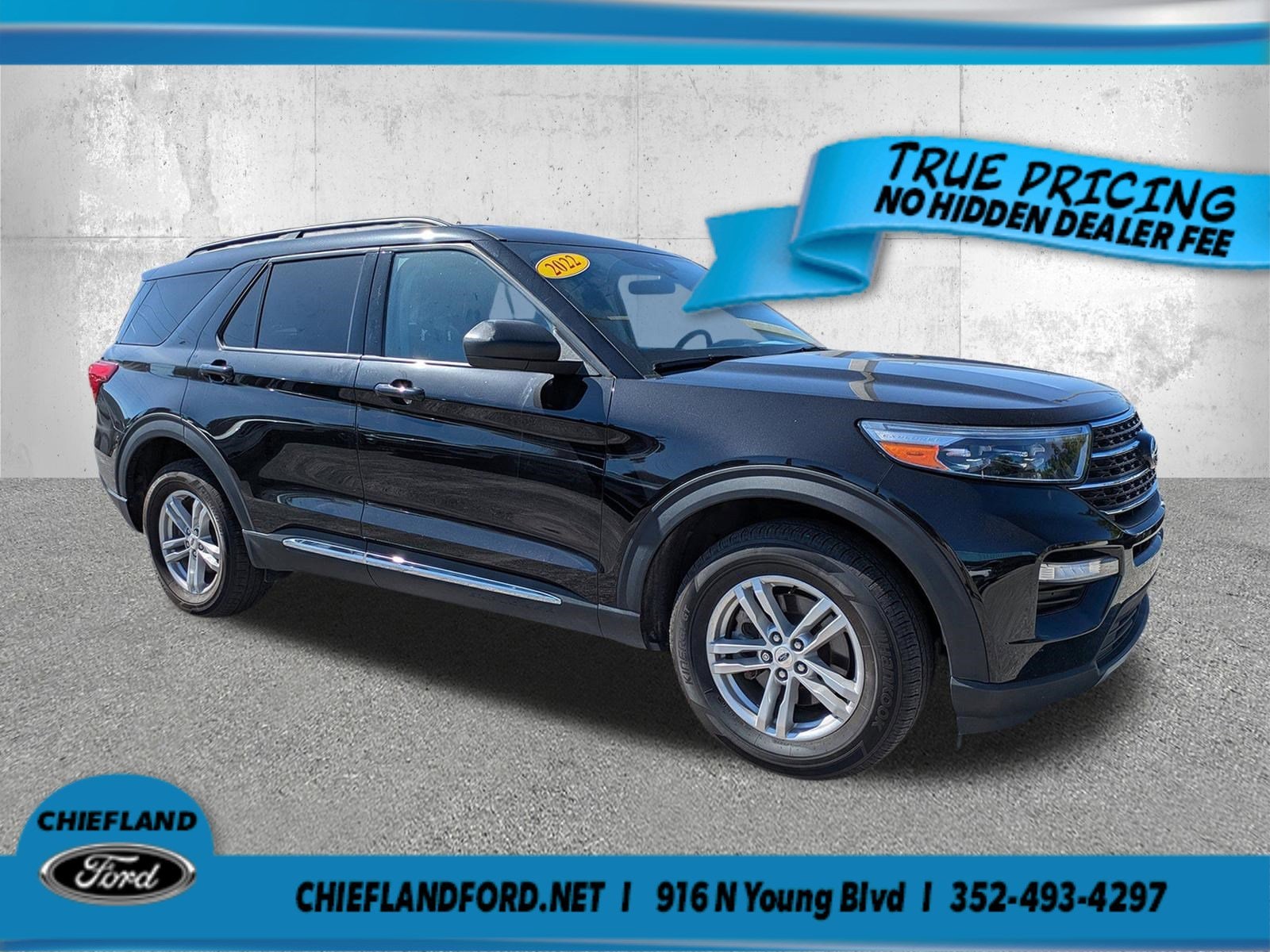 2022 Ford Explorer XLT 4WD's photo