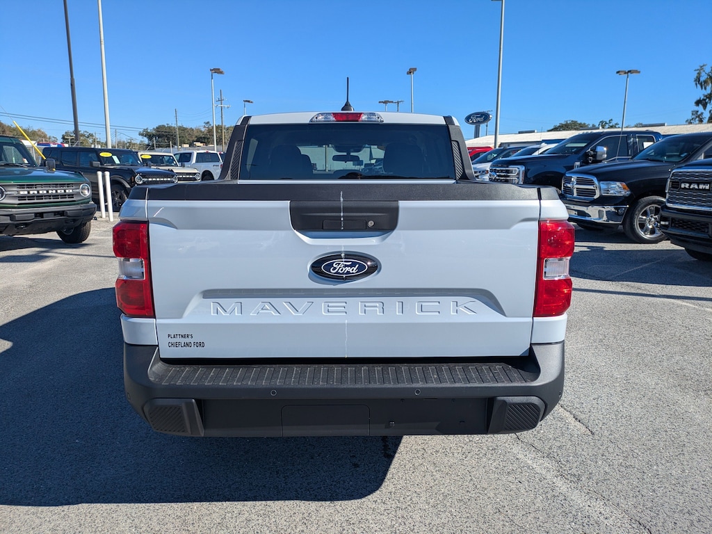 New 2026 Ford Maverick XL Truck SuperCrew