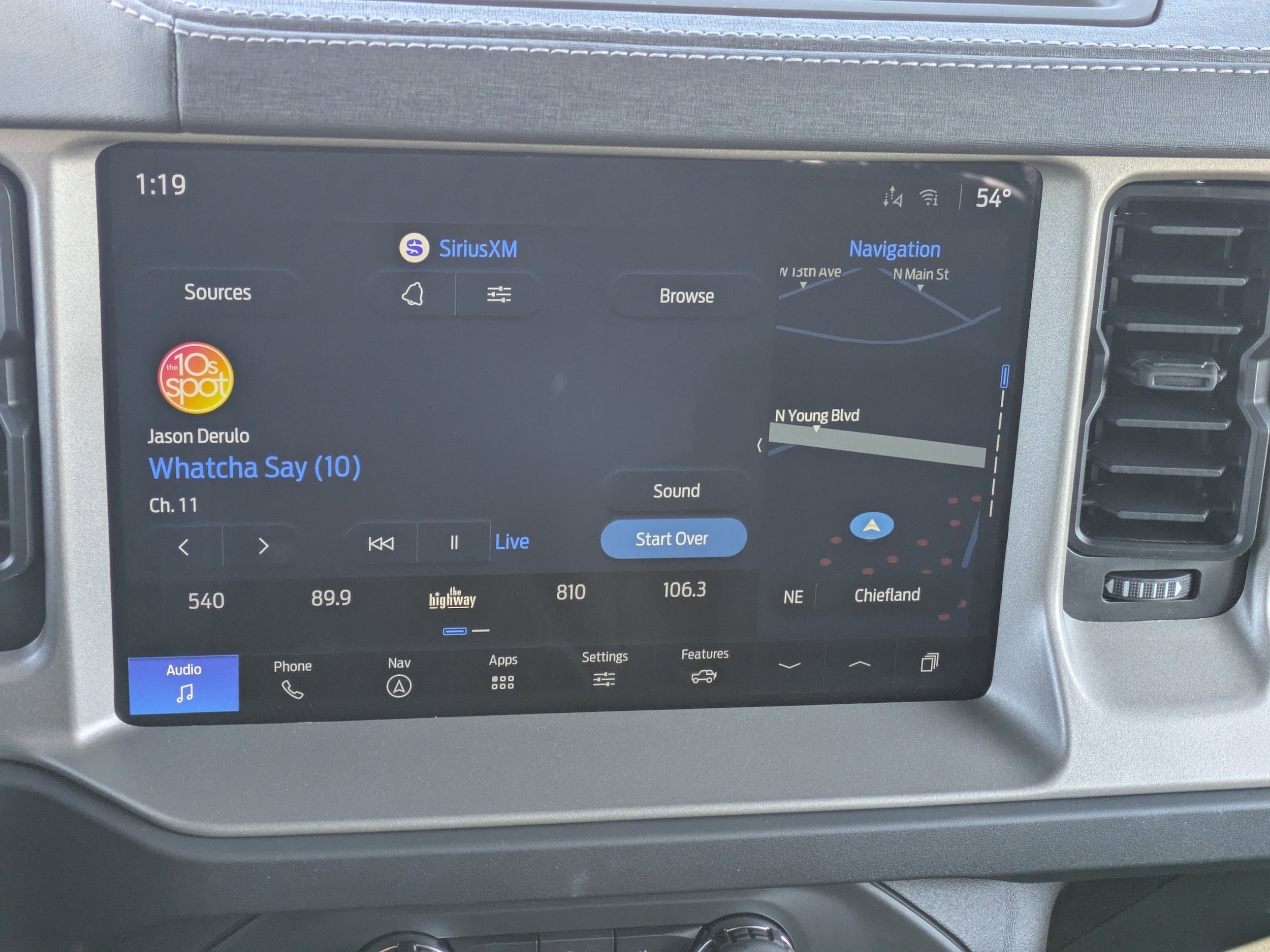 2025 Ford Bronco 4-Door Outer Banks - Photo 20