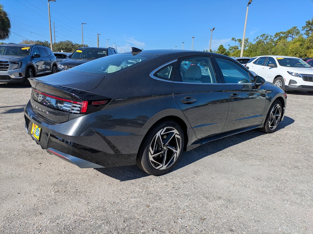 Used 2025 Hyundai Sonata SEL Convenience Sedan