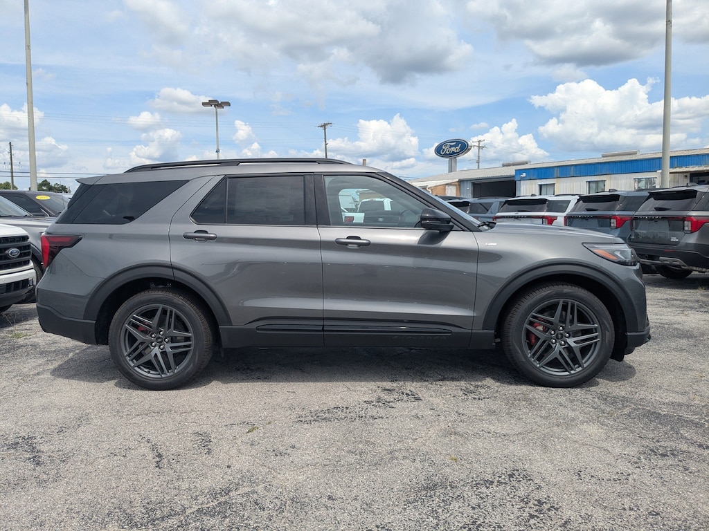 New 2026 Ford Explorer ST-Line SUV