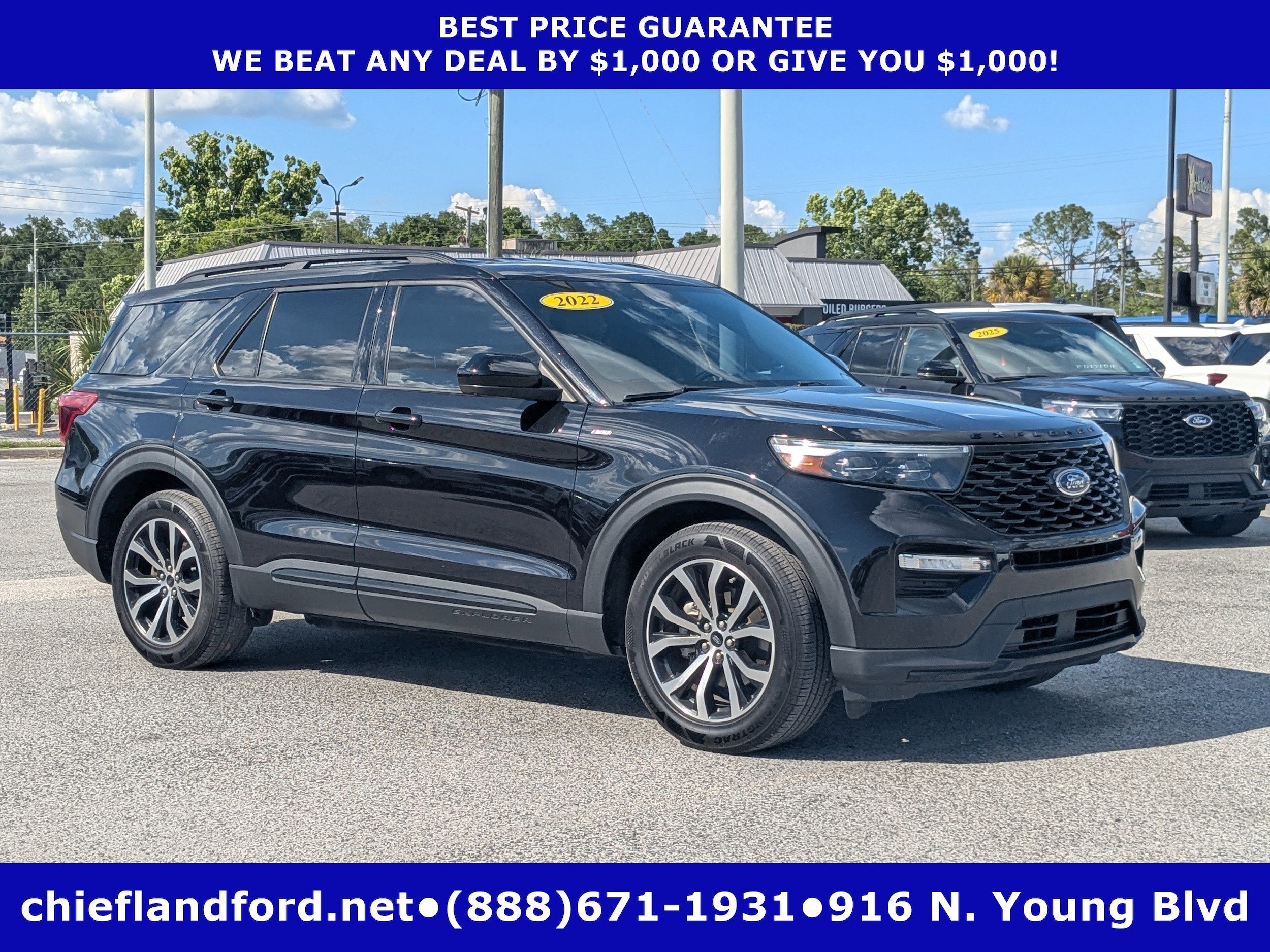 2022 Ford Explorer ST-LINE RWD's photo