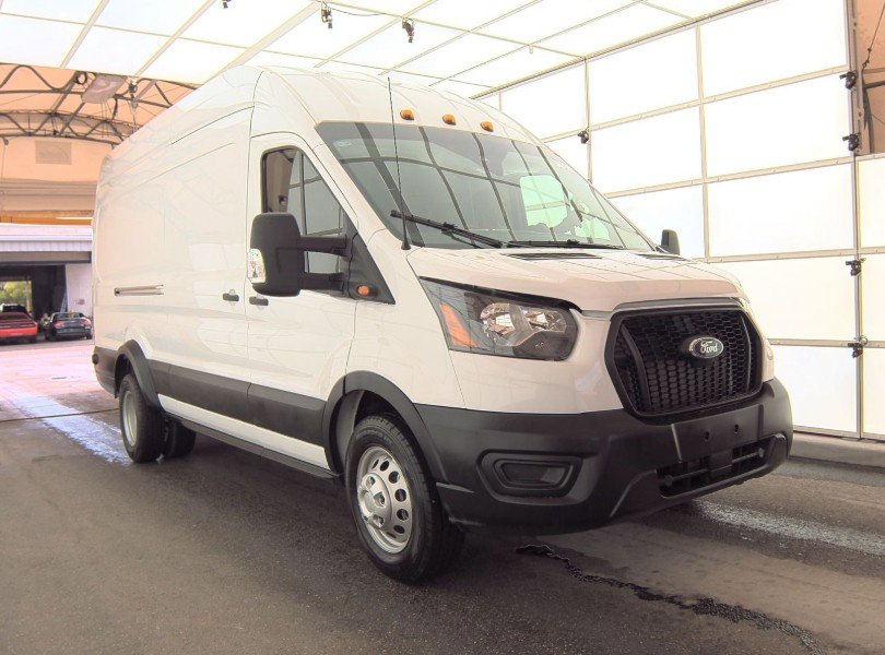 2024 Ford Transit Cargo Van photo 4