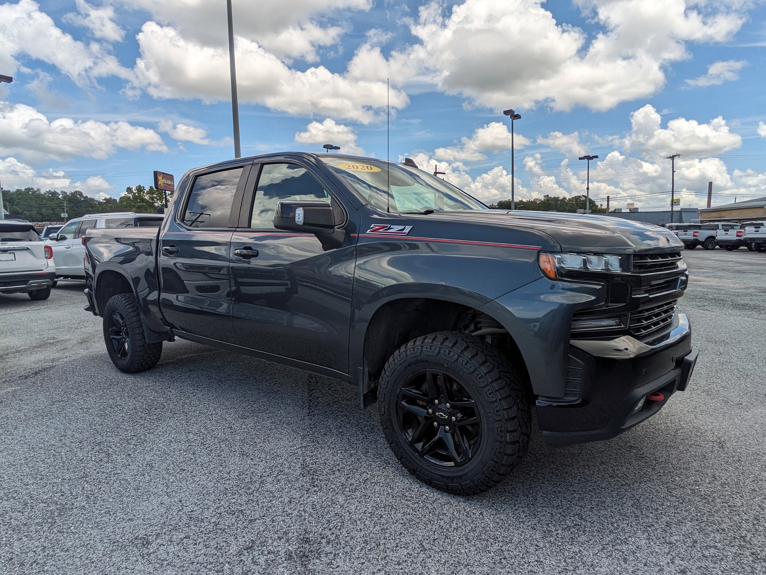 2020 Chevrolet Silverado 1500 LT Trail Boss photo 2