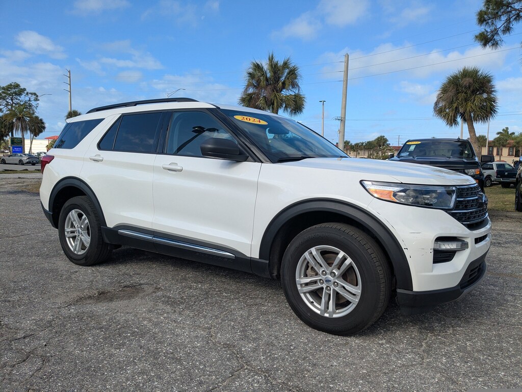 Used 2024 Ford Explorer XLT SUV
