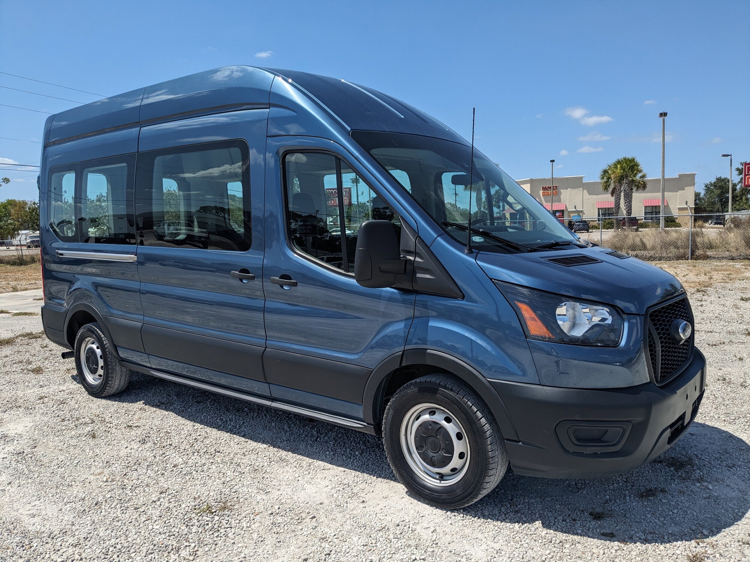 2023 Ford Transit Passenger XL photo 2