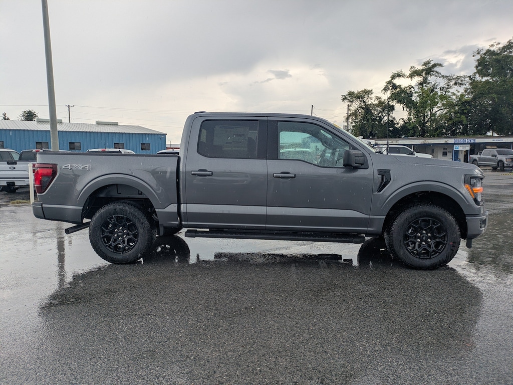New 2026 Ford F-150 XLT Truck SuperCrew Cab