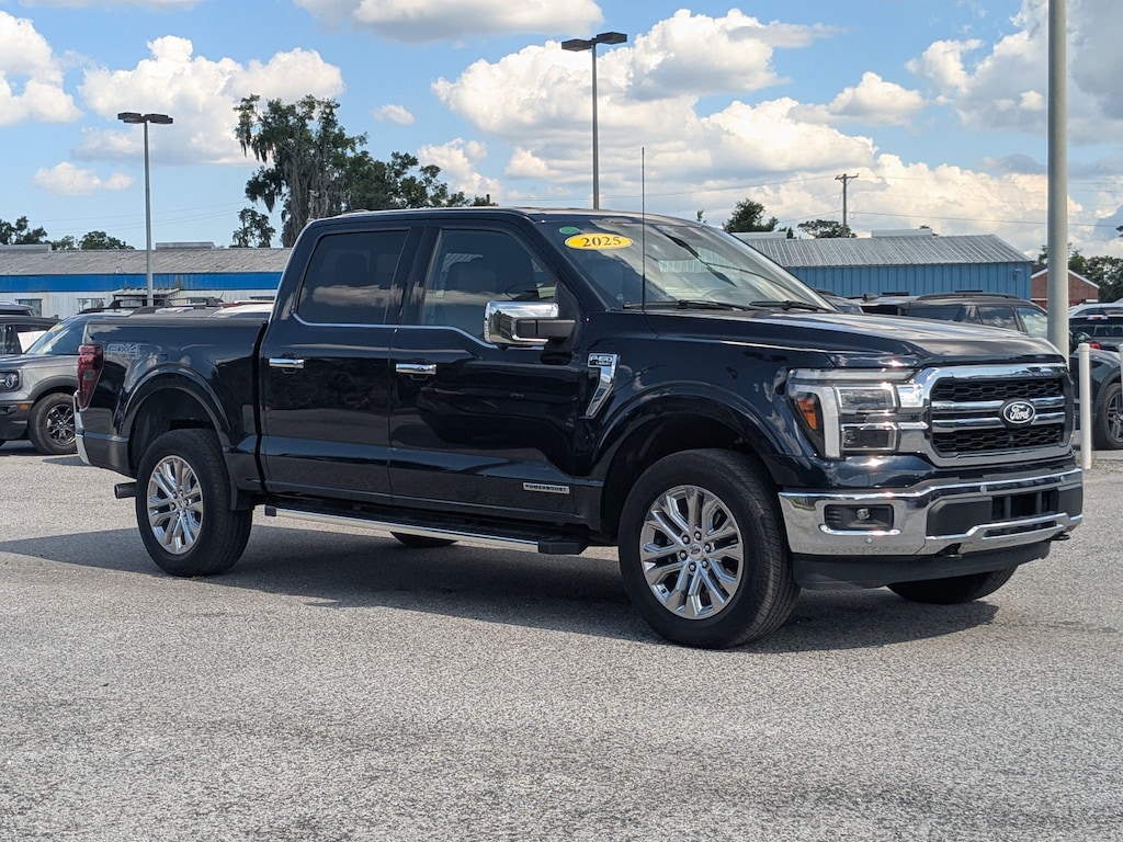 Used 2025 Ford F-150 LARIAT Truck SuperCrew Cab