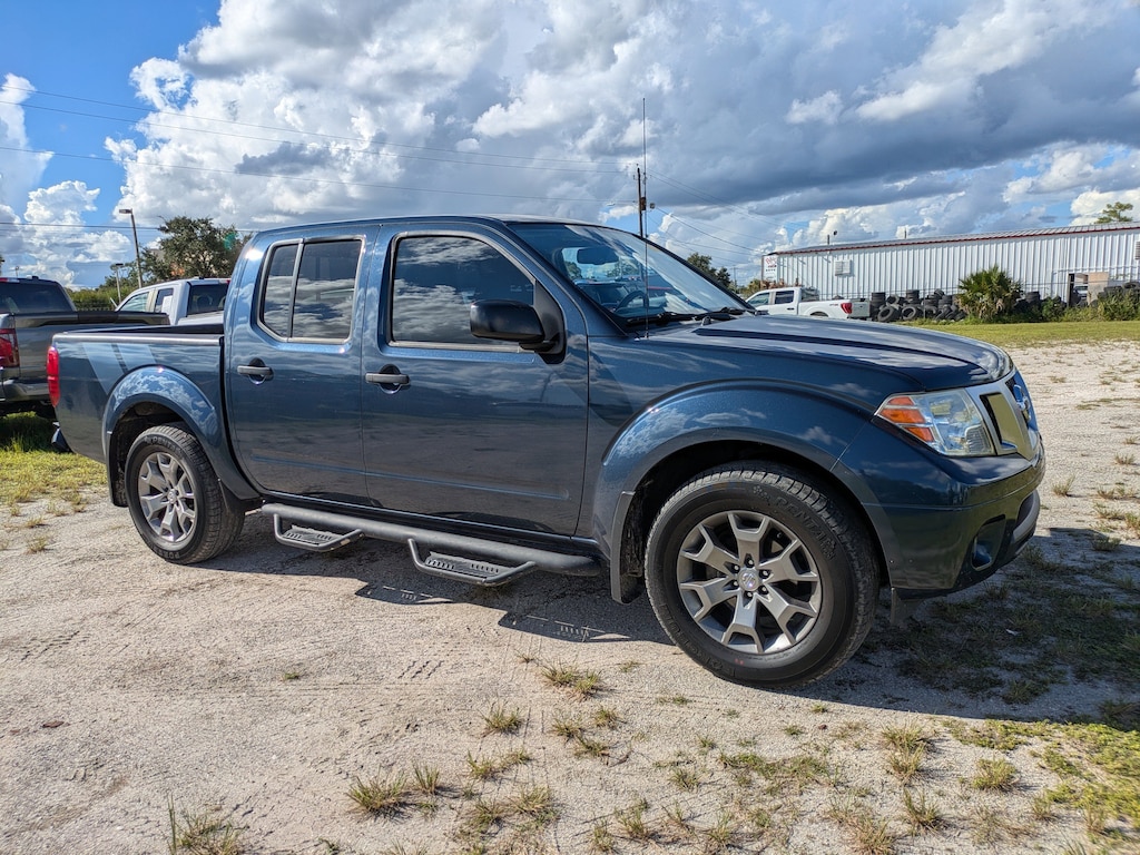 Used 2021 Nissan Frontier SV Truck Crew Cab