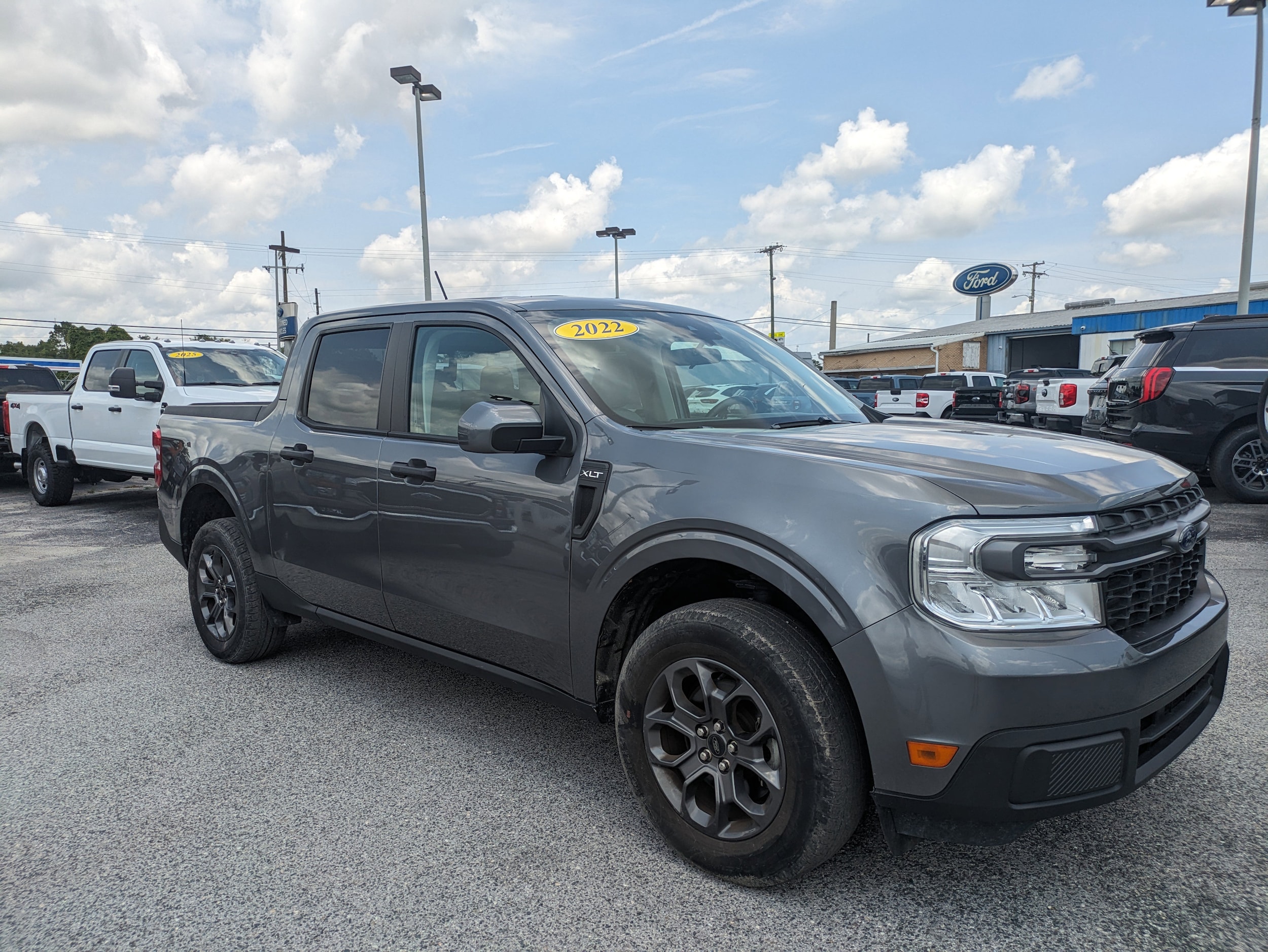 Used 2022 Ford Maverick XLT with VIN 3FTTW8E96NRA23629 for sale in Chiefland, FL