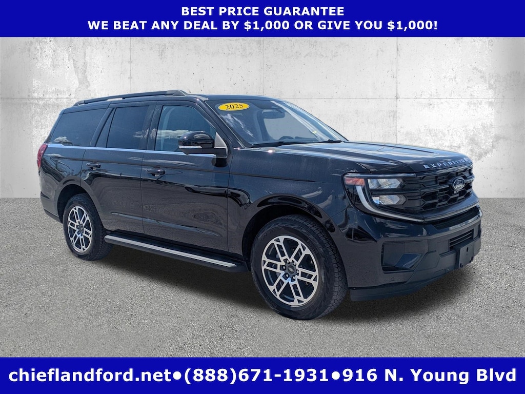 Used 2025 Ford Expedition Active SUV