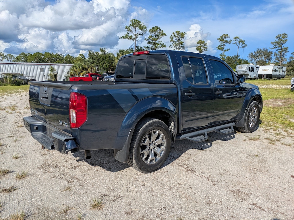Used 2021 Nissan Frontier SV Truck Crew Cab