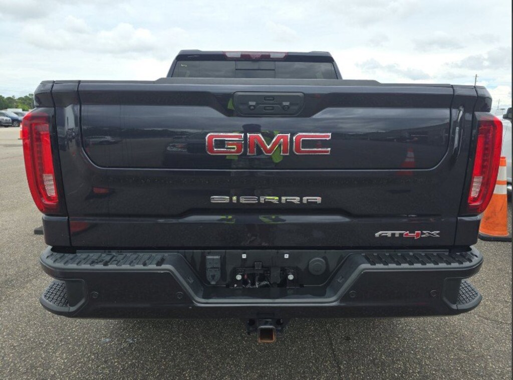 Used 2022 GMC Sierra 1500 AT4X Truck Crew Cab