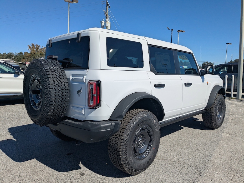 New 2025 Ford Bronco Badlands SUV