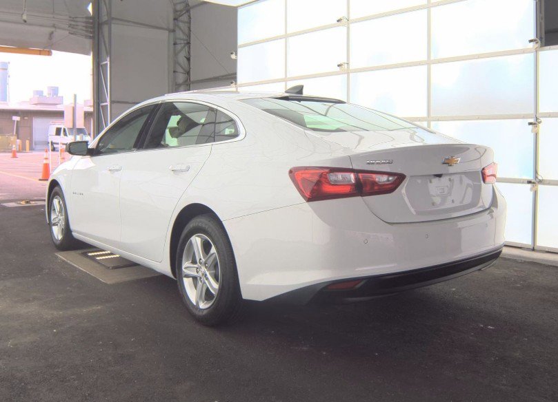 2024 Chevrolet Malibu LS photo 3