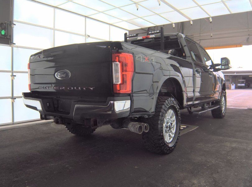 2017 Ford F-250 XL photo 3