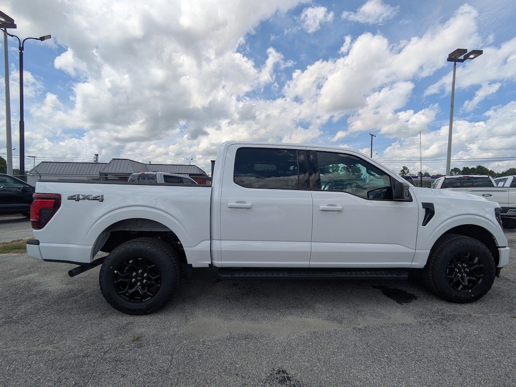 New 2026 Ford F-150 XLT Truck SuperCrew Cab