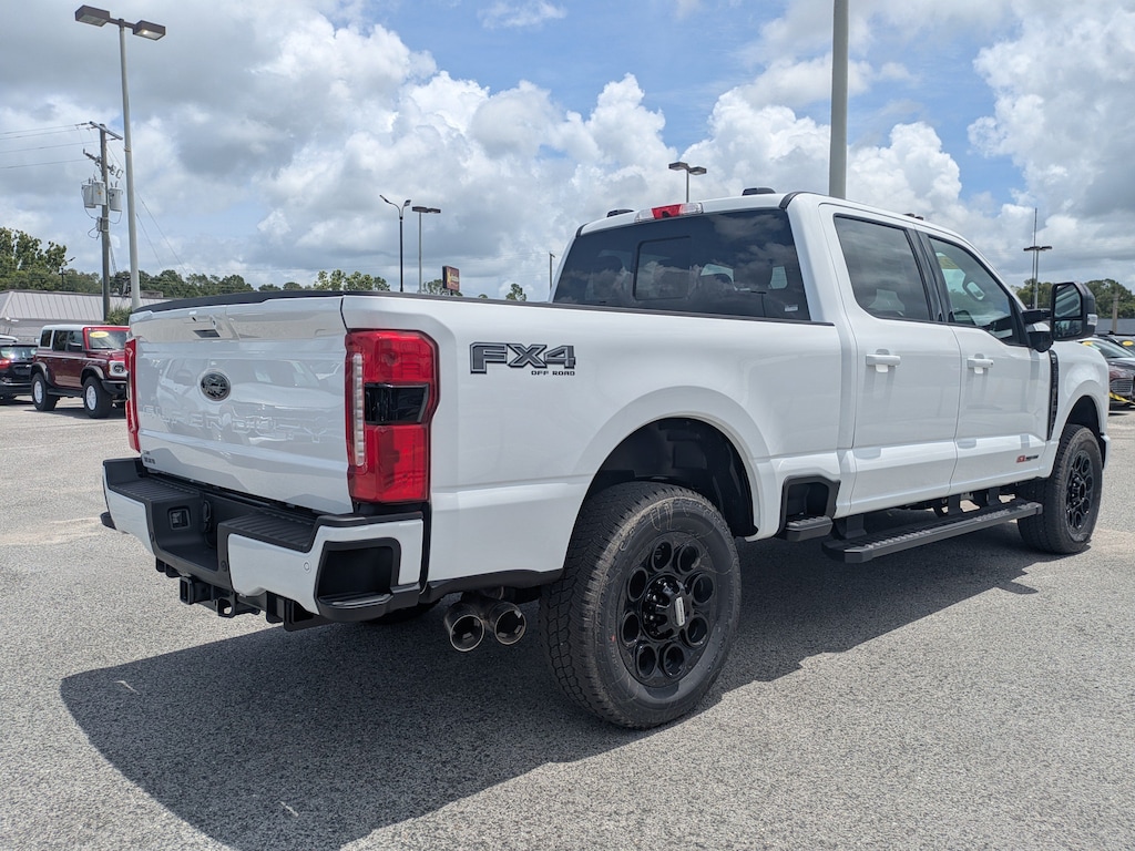 New 2026 Ford Super Duty F-250 SRW LARIAT Truck Crew Cab