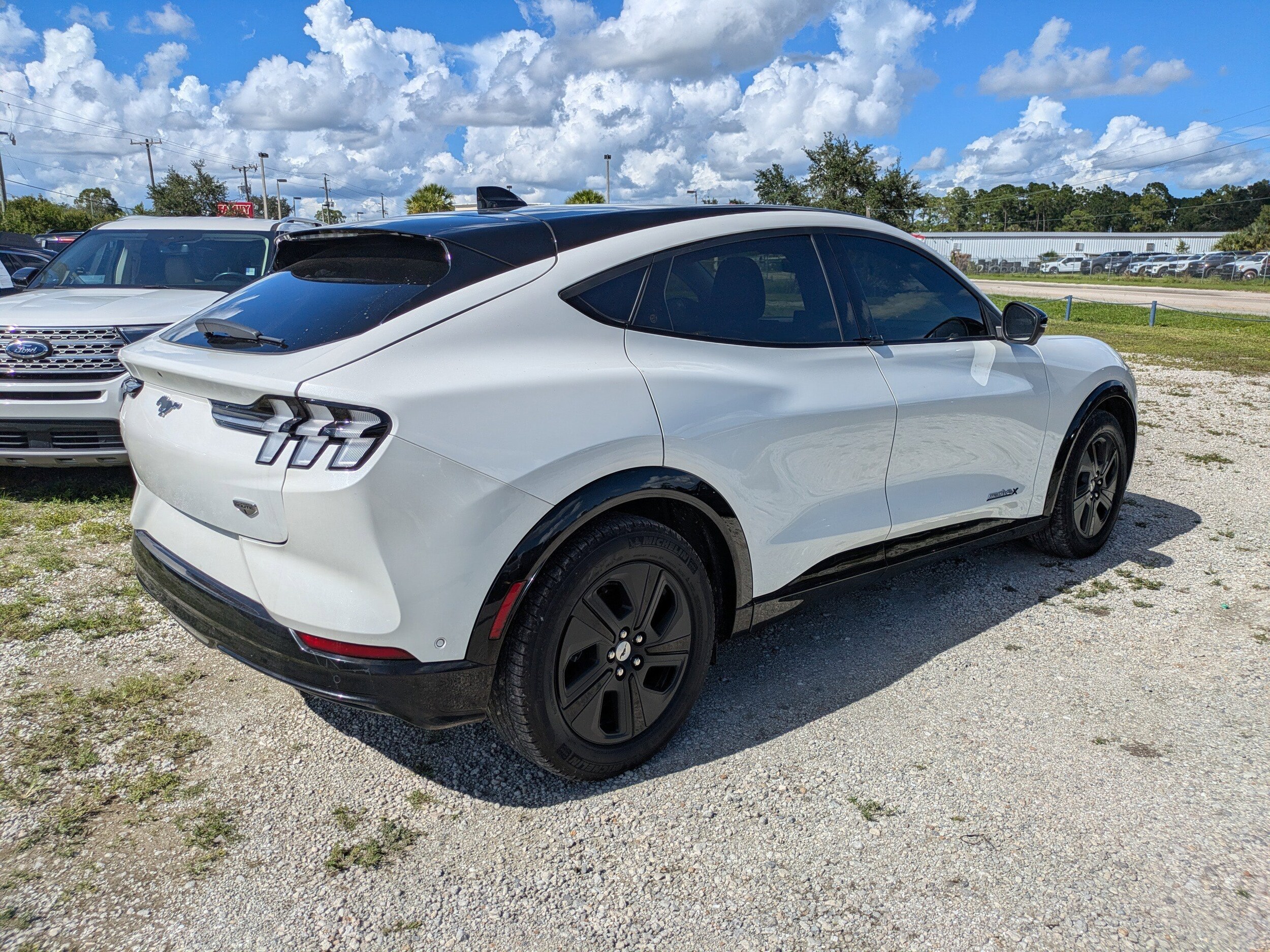 2022 Ford Mustang Mach-E California Route 1 photo 3
