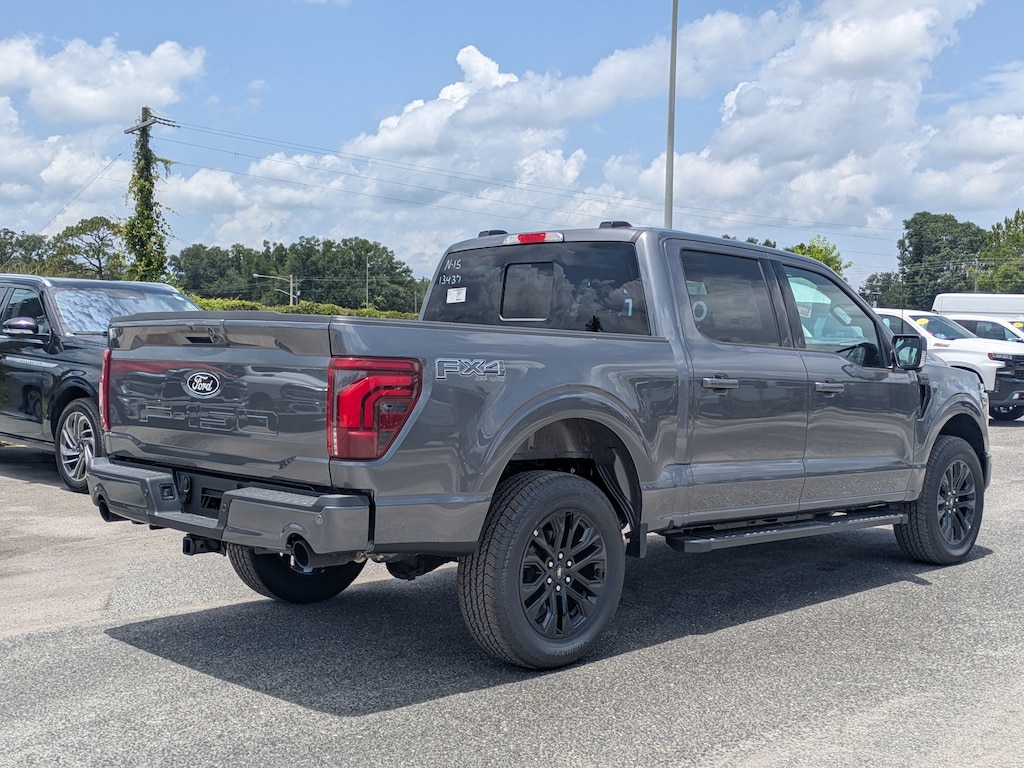 New 2026 Ford F-150 LARIAT Truck SuperCrew Cab