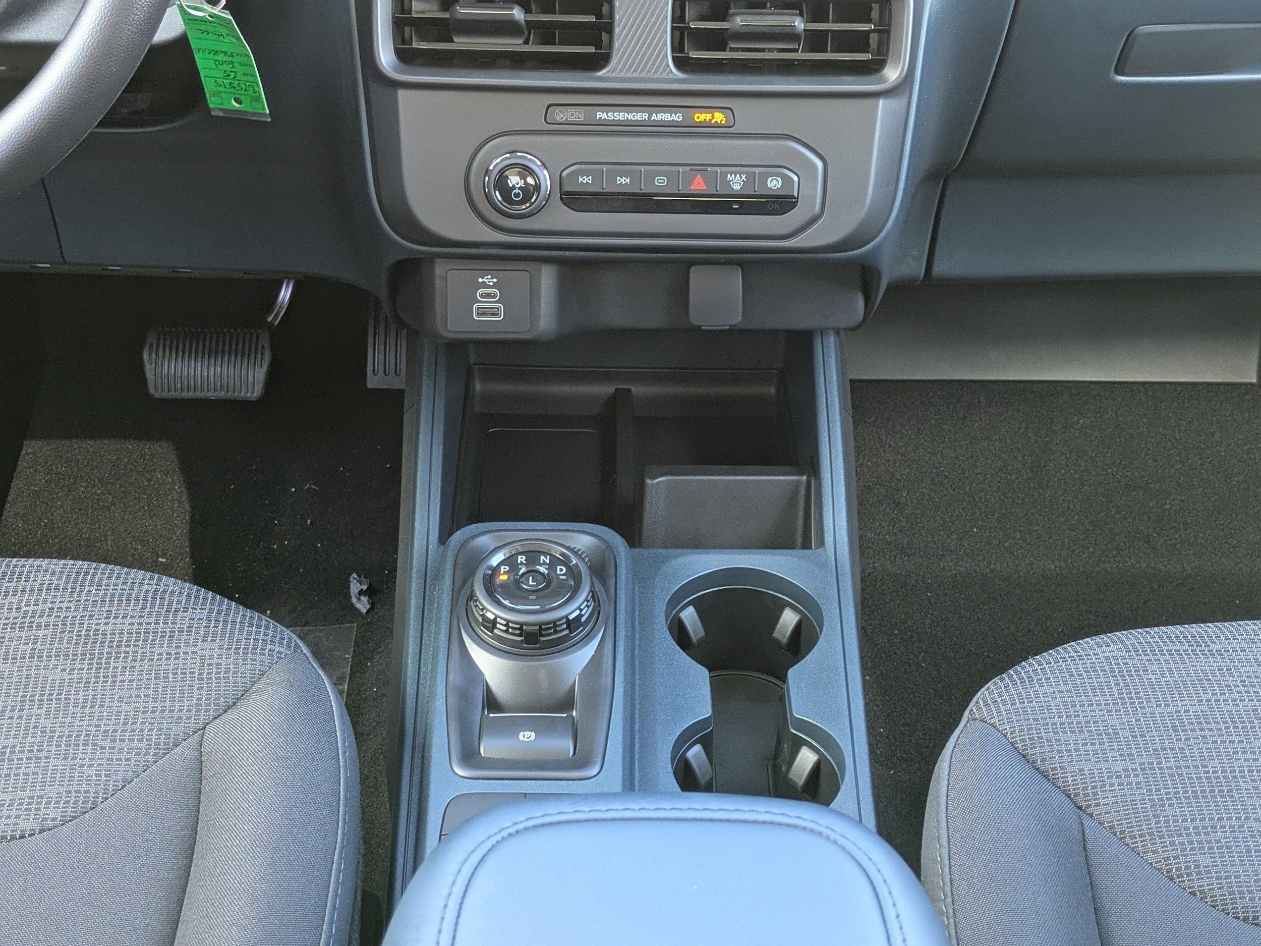 2025 Ford Maverick XL - Photo 17