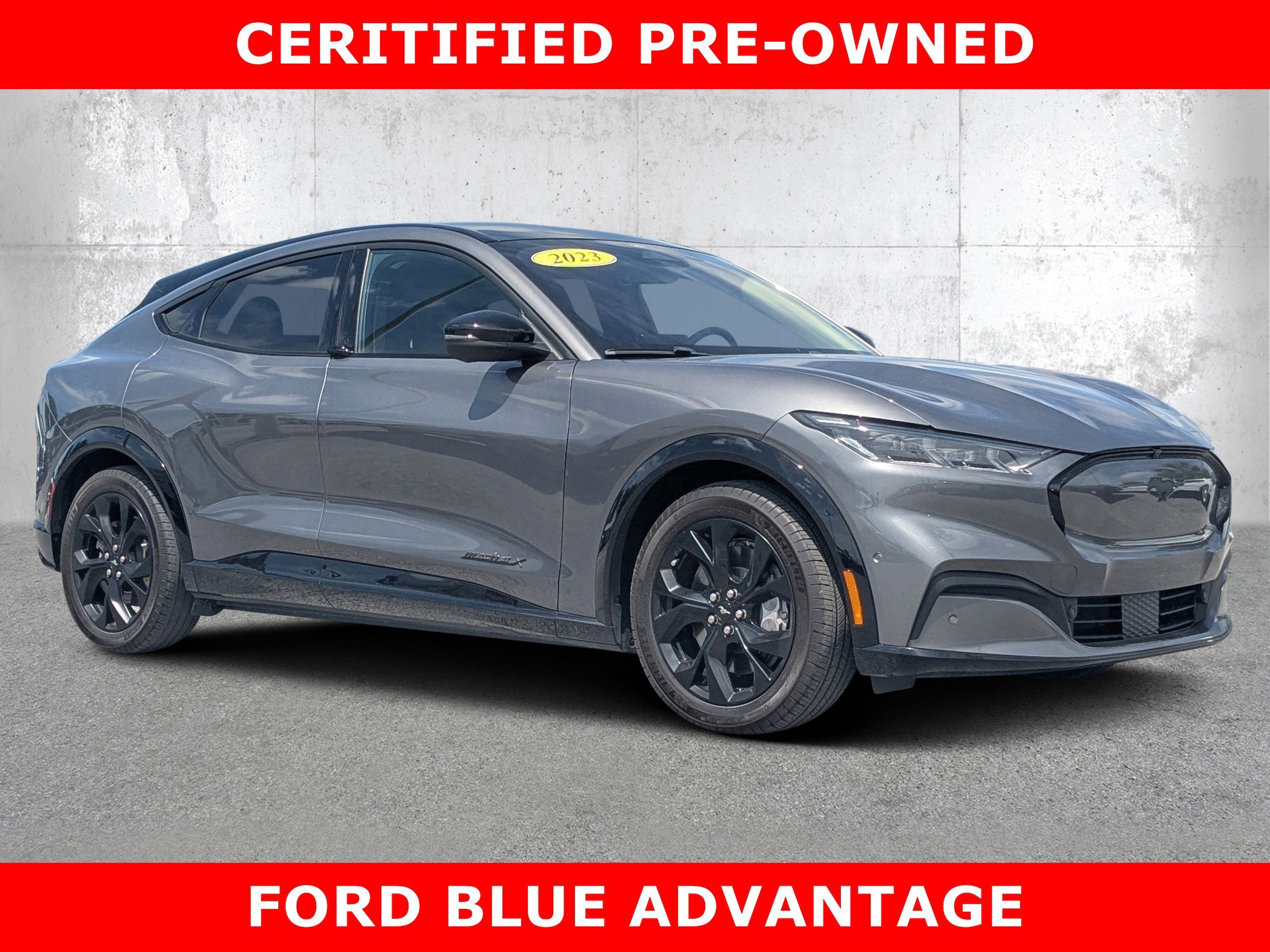 2023 Ford Mustang-Mach-e Premium's photo