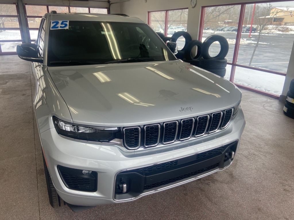 New 2025 Jeep Grand Cherokee OVERLAND 4X4 Sport Utility